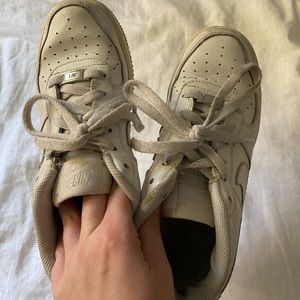 AIR FORCE 1’S
